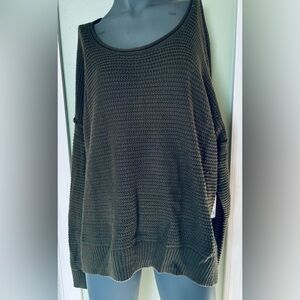 Women’s Lucky Brand Green Classic V-Neck Knit Sweater Side Slits Size L NWT